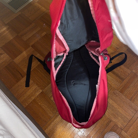 Nike Red and Black large backpack front vertical zipper pocket padded straps - Picture 2 of 15